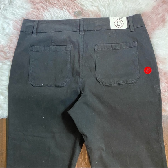 NWT Dictionary Black Ankle Khaki Pants Women’s Size 14 - Picture 2 of 2